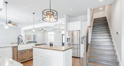 Sahvana Ranch - Unwind, Splash & Party