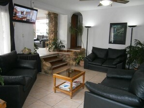 Living area - Lihuel Hotel (Villa Carlos Paz)