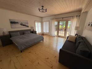 5 habitaciones, tabla de planchar con plancha, wifi y ropa de cama 