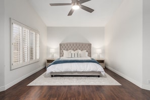 5 bedrooms, iron/ironing board, free WiFi, bed sheets