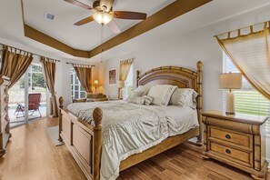 4 slaapkamers, een strijkplank/strijkijzer, gratis wifi, beddengoed