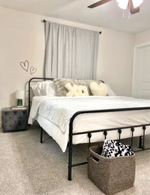 2 dormitorios, tabla de planchar con plancha, wifi y ropa de cama