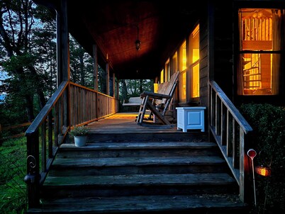 The Loft: Cabin Getaway w/Covered Porch & Stunning Mountain Views