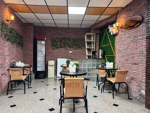 Bar (on property) - Asil Hotel (Batumi)