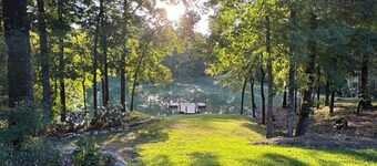 Southern Charm Sardis cabin 2-bedrooms with A/C, WiFi, and satellite TV