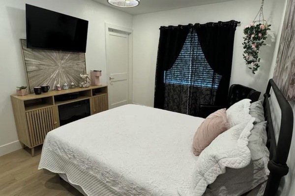 1 camera, ferro/asse da stiro, Wi-Fi gratuito, lenzuola