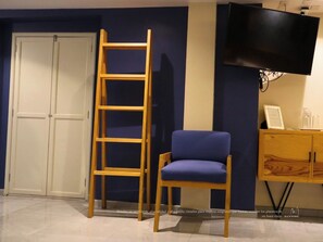 Kamar Comfort | Seprai katun Mesir, seprai premium, selimut bulu angsa, dan brankas