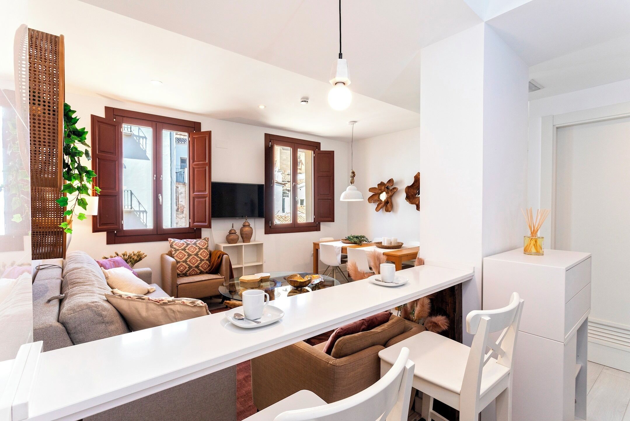 Apartment (2 Bedrooms) | Living area