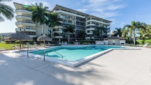 Uklassifisert bilde, 3 av 27, knapp