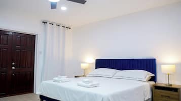 4 bedrooms, in-room safe, desk, iron/ironing board