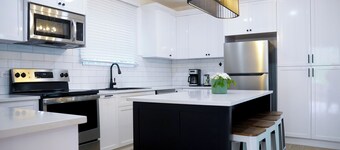 Villa del Nique - Modern and serene 4-bedroom house in Pembroke