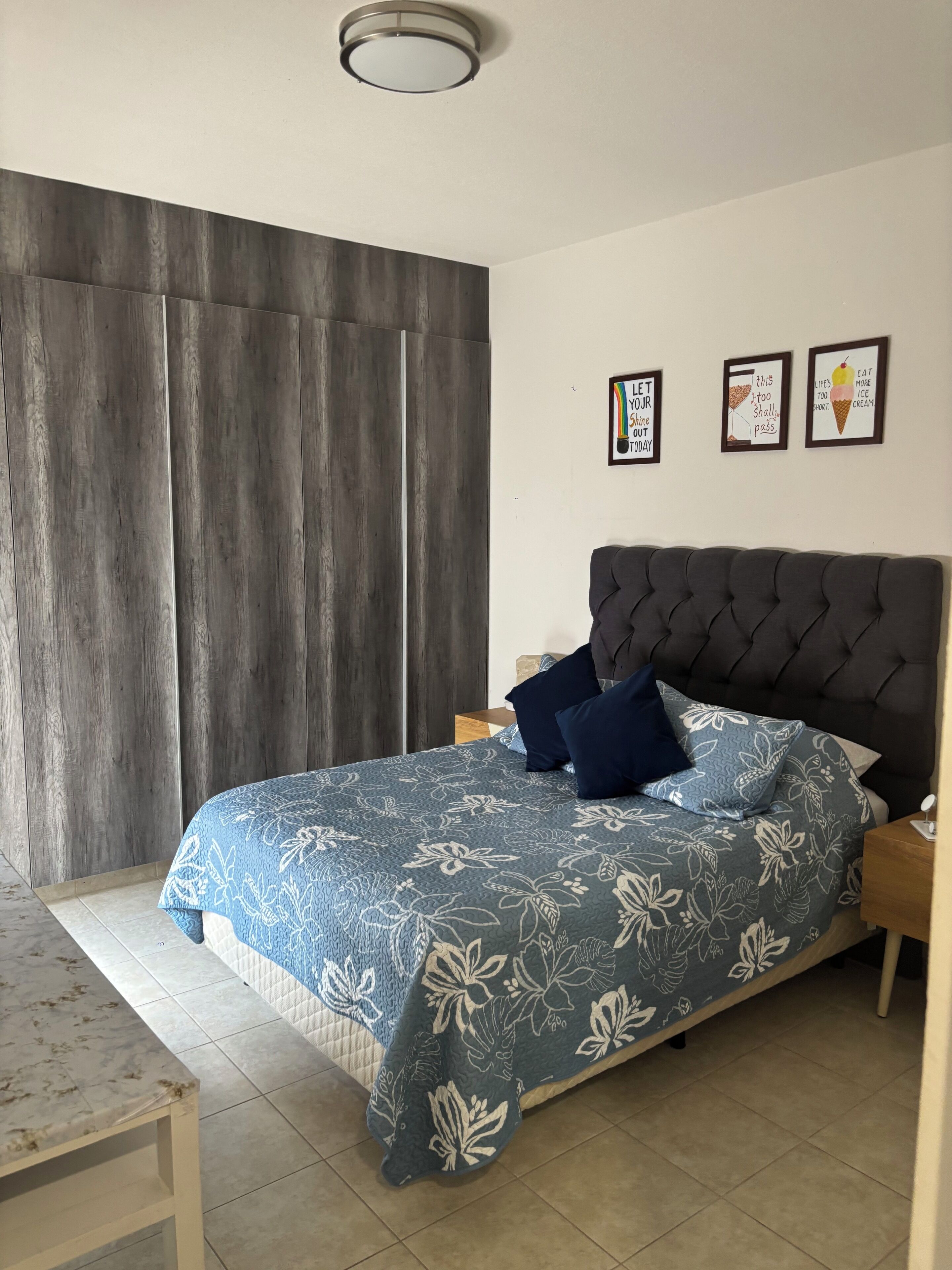 2 soverom, strykejern/-brett, wi-fi og sengetøy