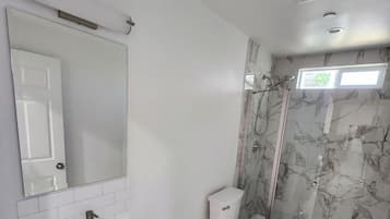 Laptop workspace, free WiFi