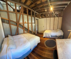 5 Schlafzimmer, Bügeleisen/Bügelbrett, WLAN, Bettwäsche