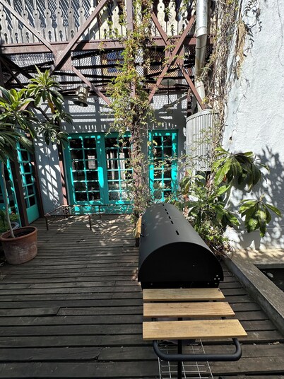 Picturesque Zone!  Ideal house for large groups