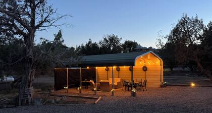San Juan Cast and Crash, Sleeps 10 and just minutes from world class fly fishing