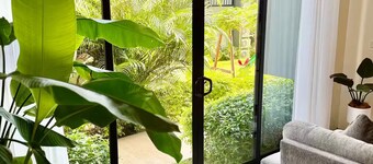 5 minutes from Airport | Transfer ($) | Pool | Gym | Full condo