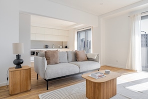 Télévision, chaîne hi-fi