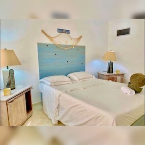 1 chambre, bureau, fer et planche à repasser, accès au Wi-Fi (inclus)