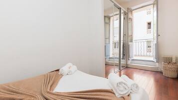 1 bedroom, iron/ironing board, WiFi, bed sheets