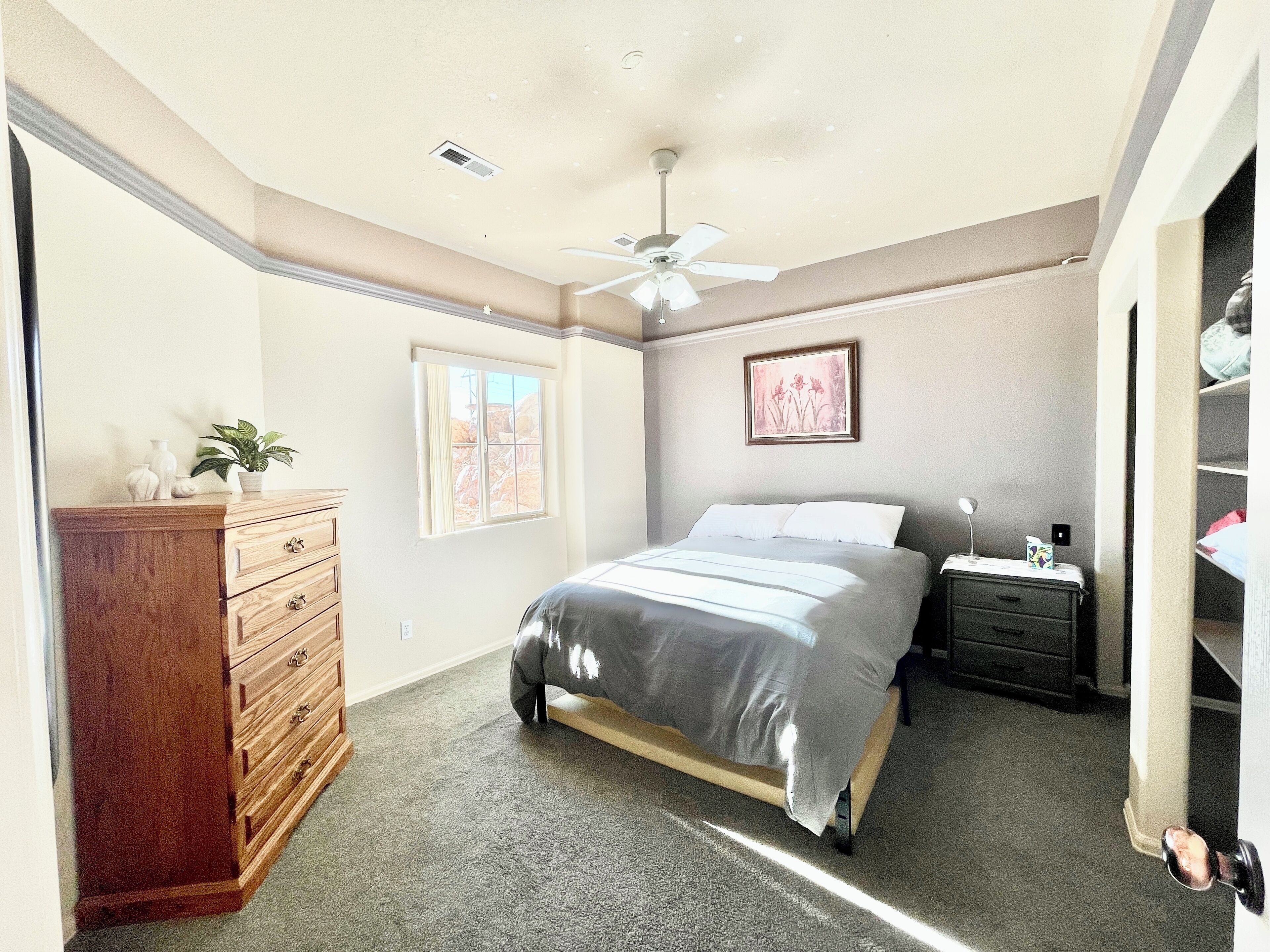 2 bedrooms, desk, free WiFi, bed sheets