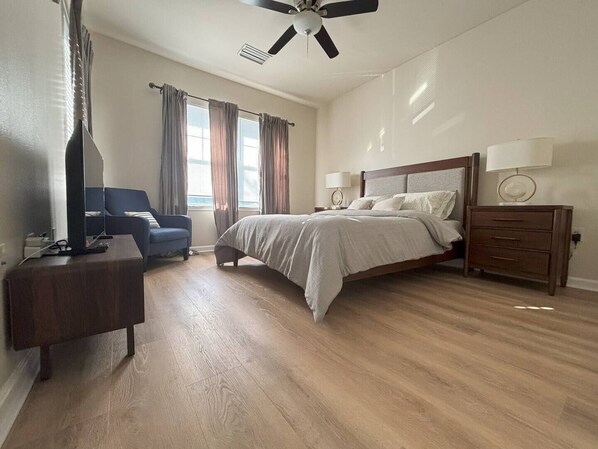 3 chambres, fer et planche à repasser, Wi-Fi, literie fournie