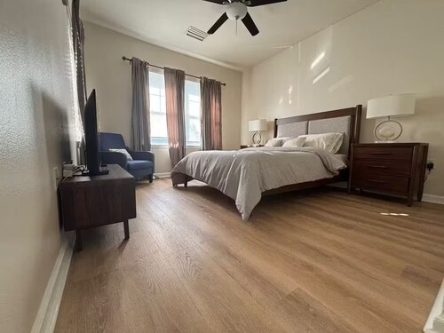 3 Bedrooms Condos at Cottages Oakleaf