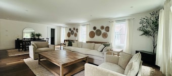 Spacious New 1BR:Dorset,Equestrian,Ski & Outlets