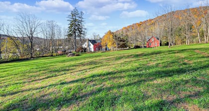Farmhouse & Private yard in Patterson NY