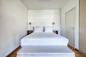 1 chambre, bureau, accès au Wi-Fi (inclus), literie fournie