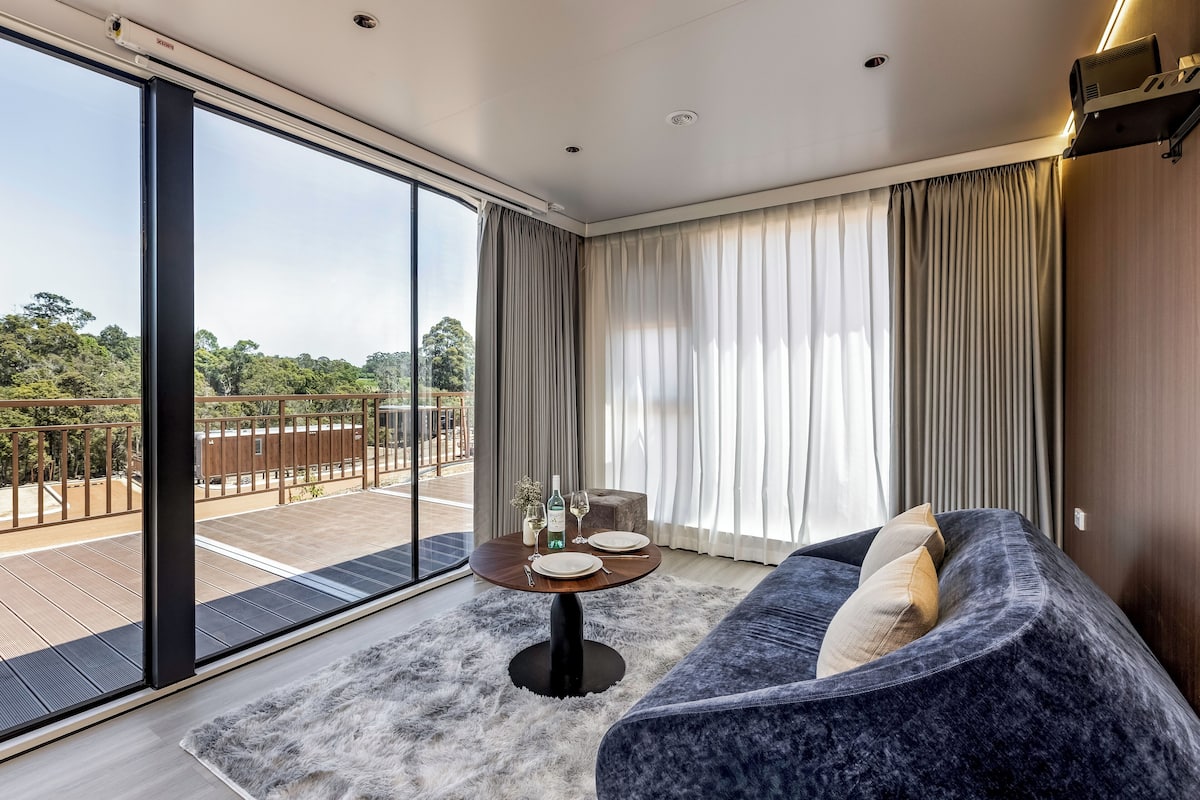 Chalet rustique Confort | Salle de bain | Articles de toilette (gratuits), séchoir à cheveux, serviettes fournies