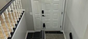 3-bedroom house in awesome Omaha with WiFi, AC by Westroads Mall