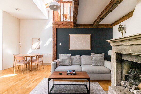 テレビ、ステレオ