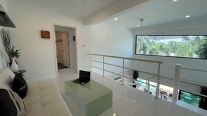 50-cm flat-screen TV with digital channels - Orisis (Rawai)