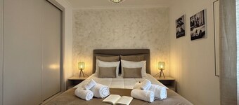 ✨ Welcome to AL " Lux Downtown Reguengos " ✨