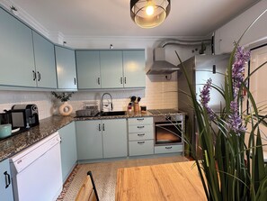 Microwave, oven, stovetop, dishwasher