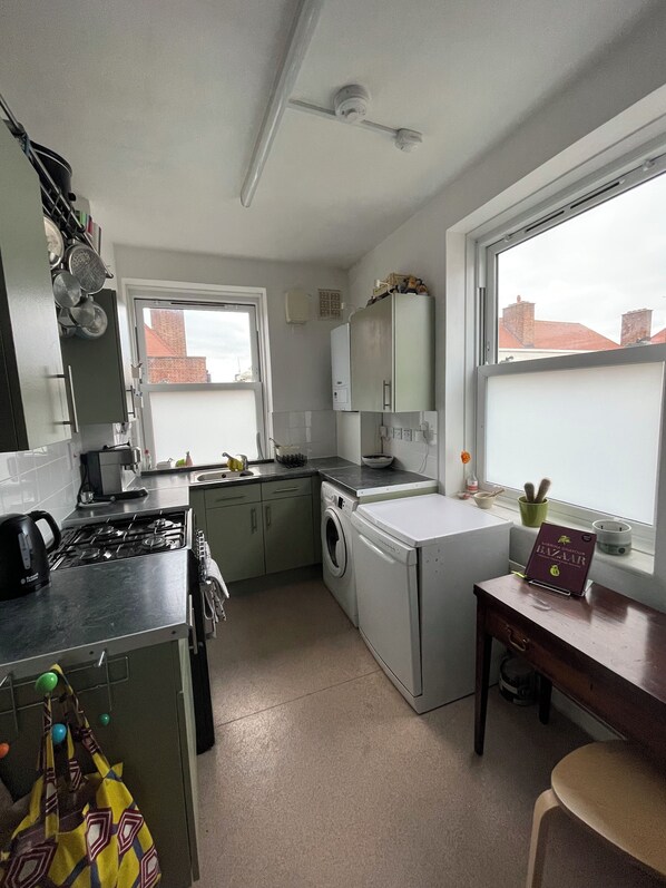 Microwave, oven, dishwasher