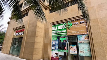 Chăm sóc da mặt, liệu pháp ấn huyệt đạo, 1 phòng trị liệu