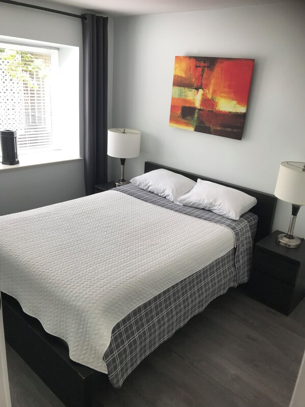 2 dormitorios, tabla de planchar con plancha, wifi y ropa de cama