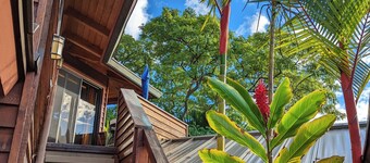 Spacious air-conditioned studio in a gated community near Kona