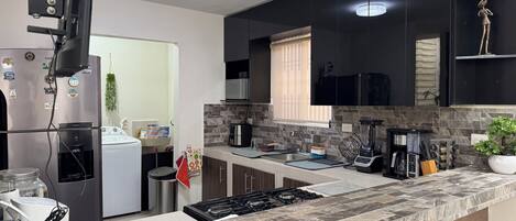 Microwave, oven