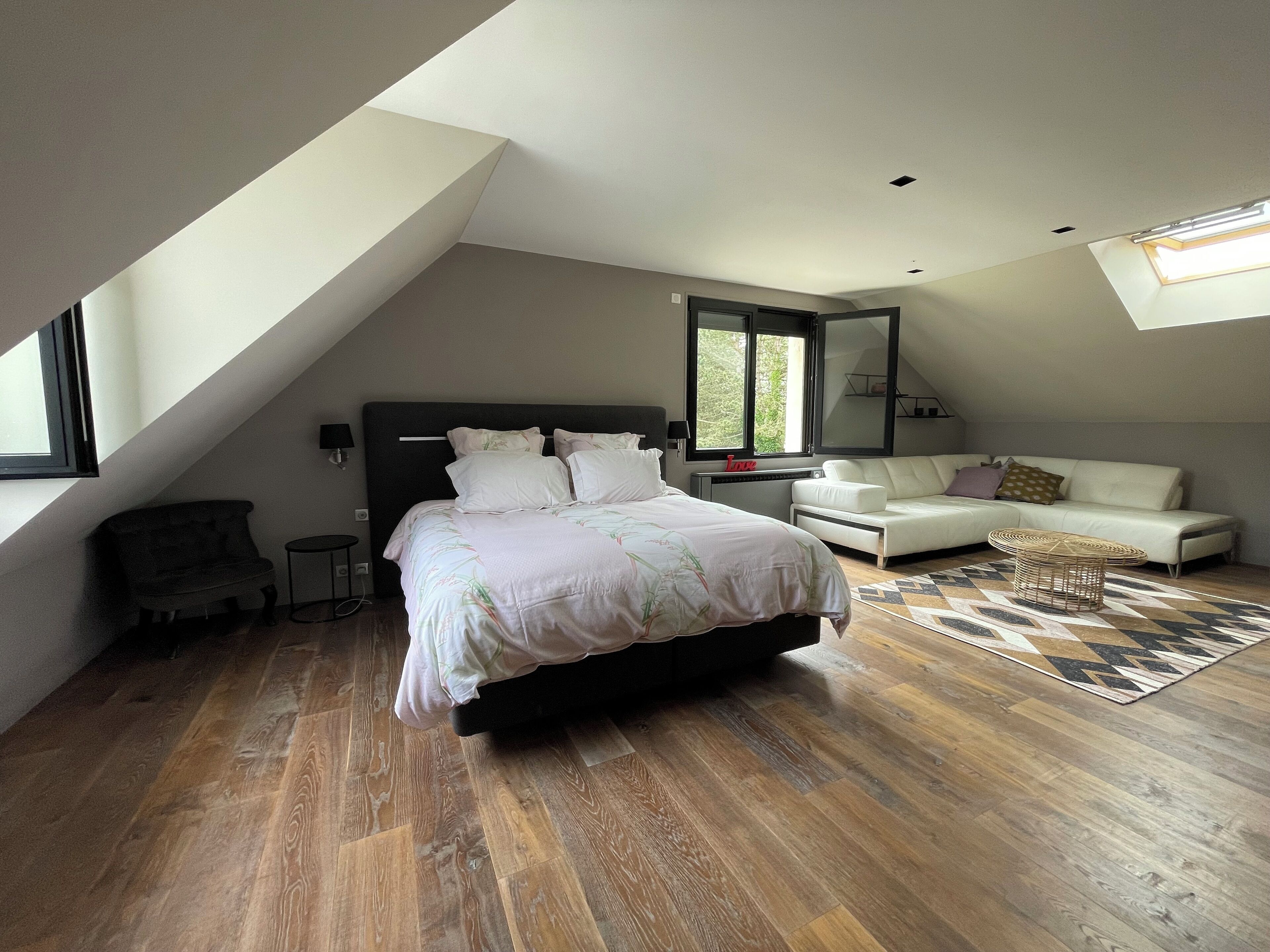 5 間睡房、熨斗/熨衫板、Wi-Fi、床單