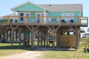 Exterior - 1st Row, Unobstructed Gulf Views, Pet-Friendly! (Freeport)