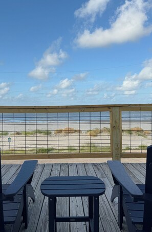 Property grounds - 1st Row, Unobstructed Gulf Views, Pet-Friendly! (Freeport)