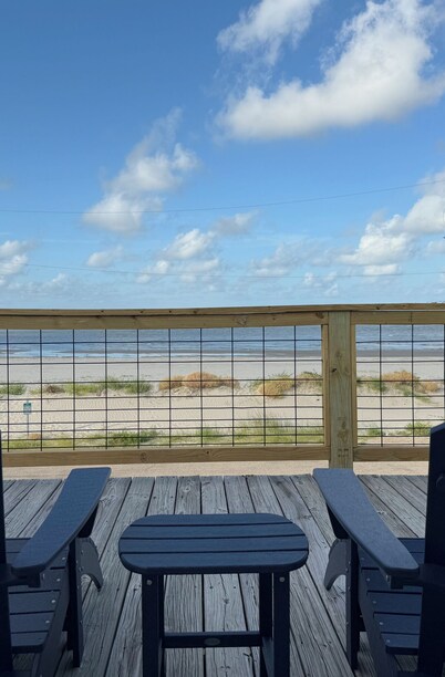 1st Row, Unobstructed Gulf Views, Pet-Friendly!