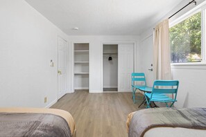 Hus (2 Bedrooms) | 2 soveværelser, strygejern/strygebræt, sengetøj