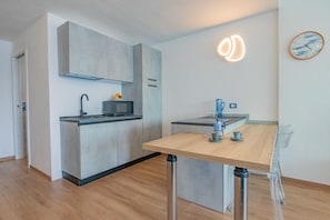 Fridge, microwave, dishwasher, toaster