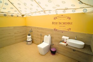 Free toiletries, slippers, towels, soap - Stay Incredible Camp (Jaisalmer)