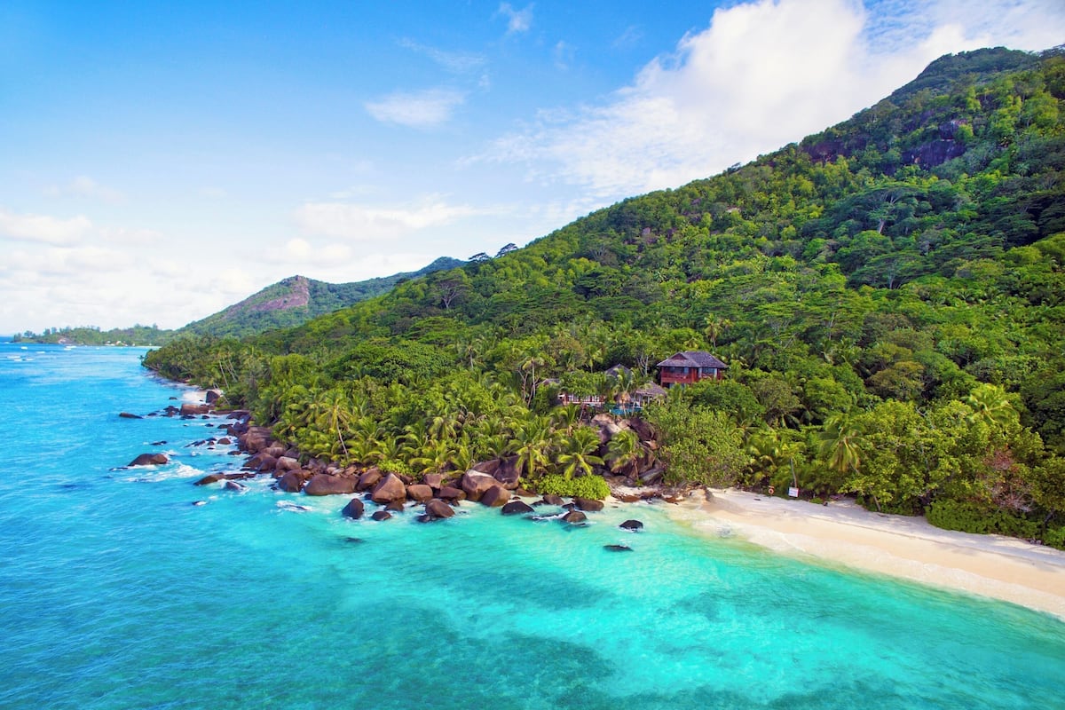 Premium bedding, minibar, in-room safe, individually furnished