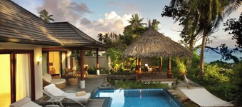 Labriz Silhouette Seychelles